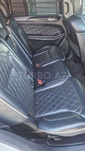 Mercedes GL 500 4MATIC-9