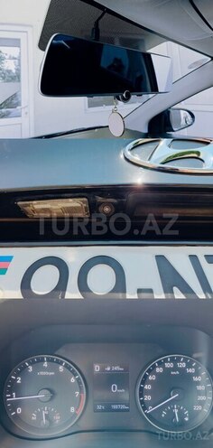 Hyundai Accent-17
