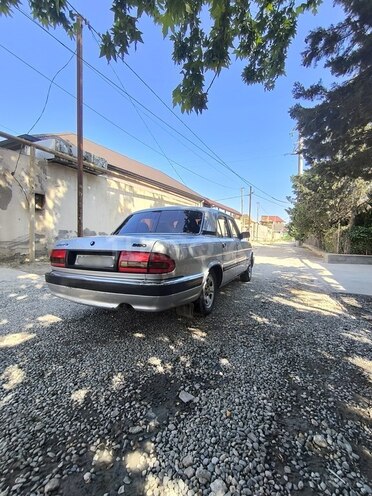 GAZ 3110 "Volga"-8