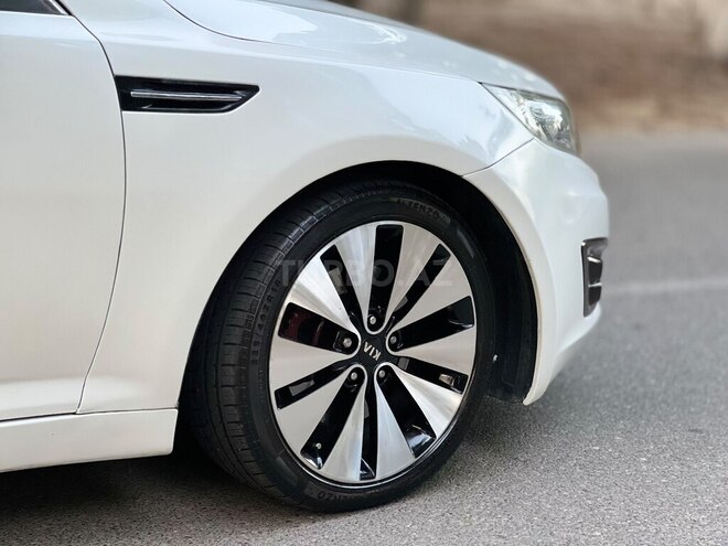 Kia Optima-15