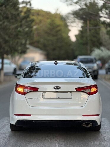 Kia Optima-14