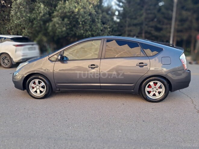 Toyota Prius-7