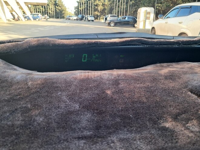 Toyota Prius-2