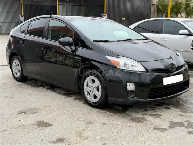 Toyota Prius-1