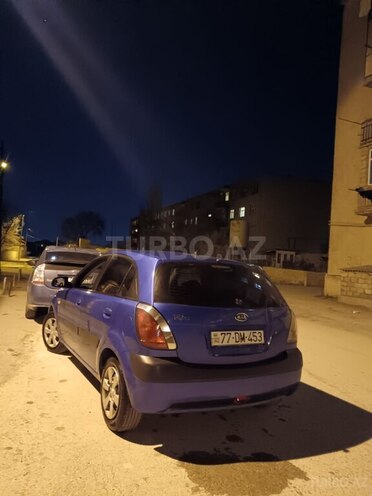 Kia Rio-2