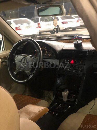 Mercedes C 230-3
