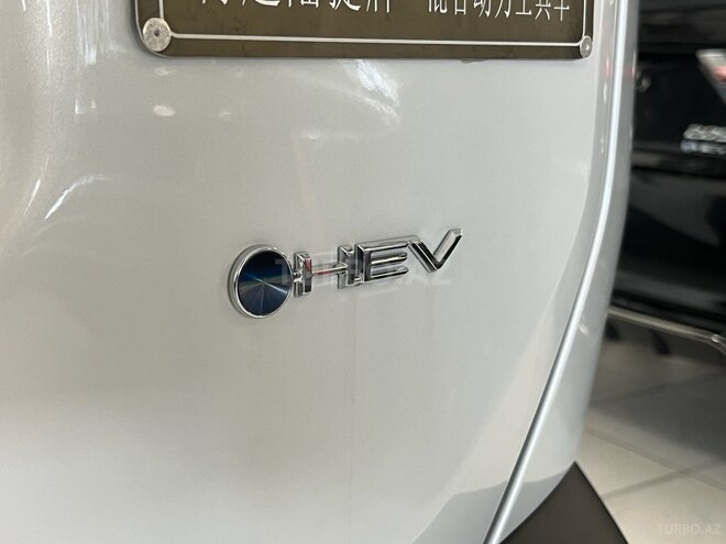 Toyota RAV4-7