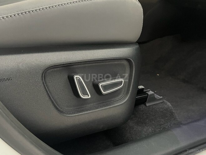 Toyota RAV4-30