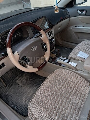 Hyundai Sonata-5