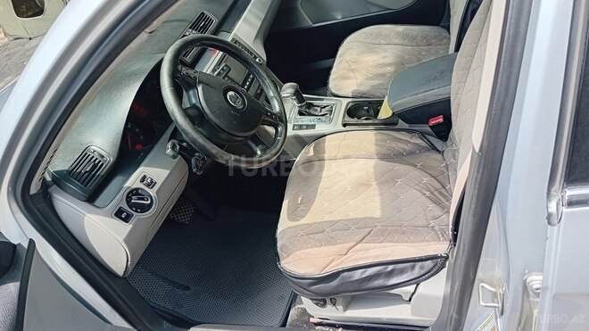 Volkswagen Passat-9