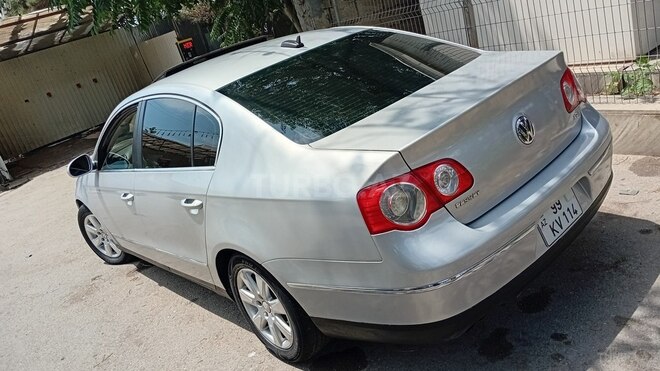 Volkswagen Passat-6