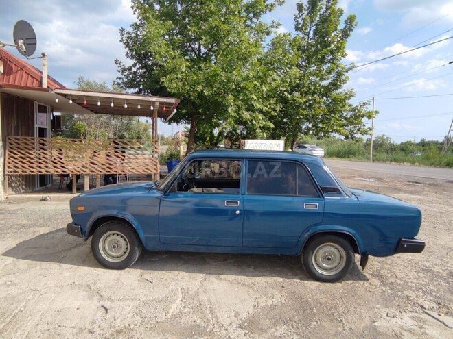 LADA (VAZ) 2107-5