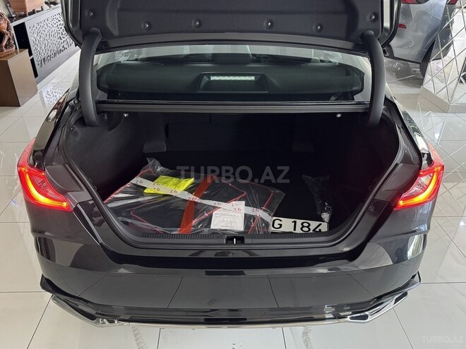 Toyota Camry-19