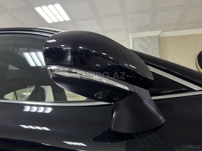 Toyota Camry-18