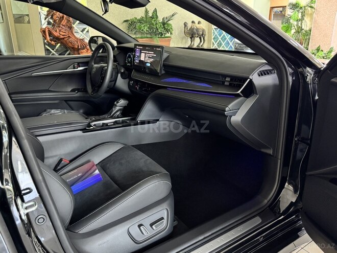 Toyota Camry-12