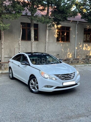 Hyundai Sonata-2