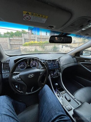 Hyundai Sonata-7
