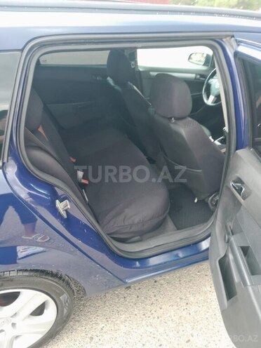 Opel Astra-11