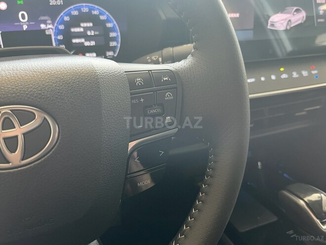 Toyota Camry-10