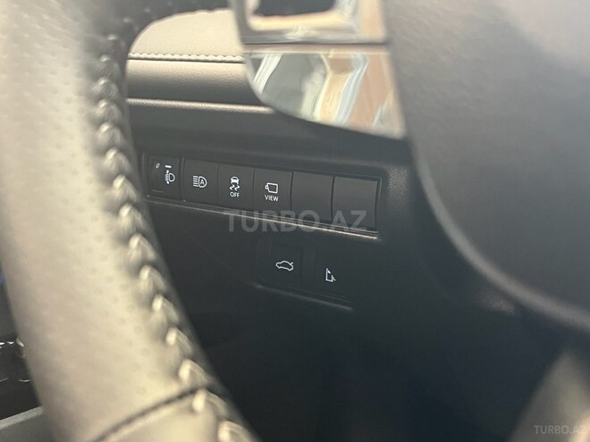 Toyota Camry-12