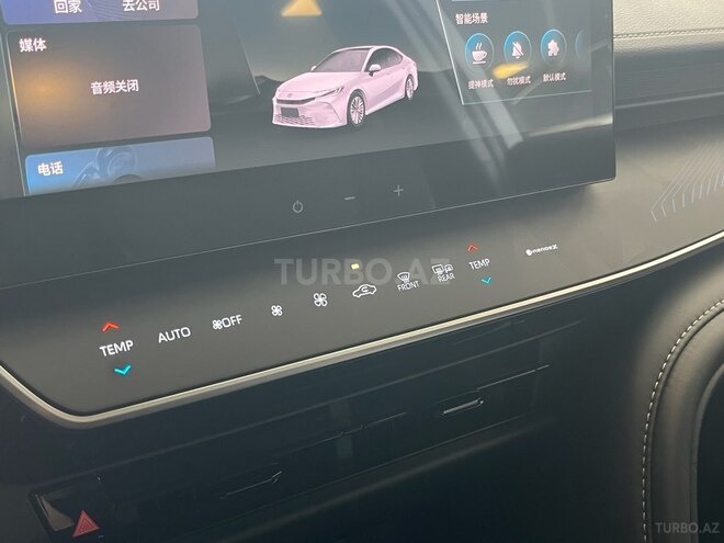 Toyota Camry-19
