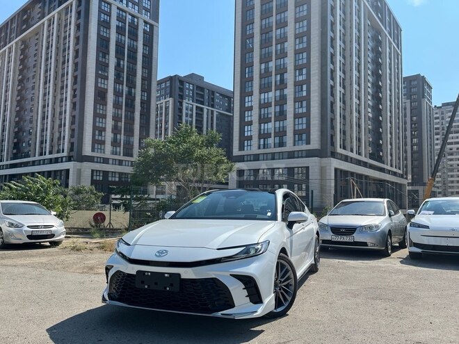 Toyota Camry-1