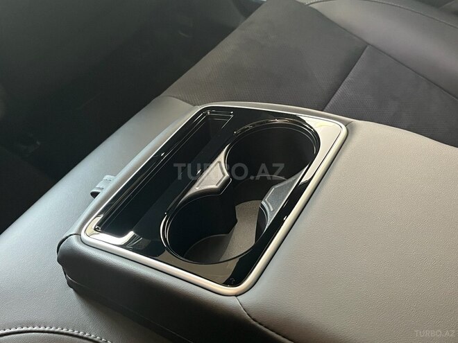 Toyota Camry-25
