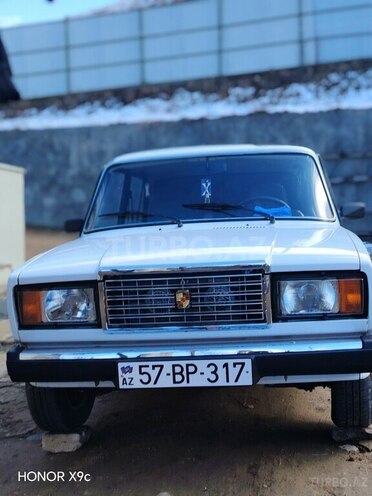 LADA (VAZ) 2107-1