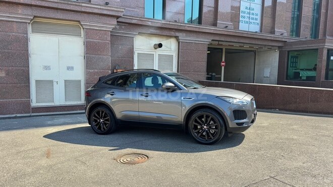 Jaguar E-Pace-13
