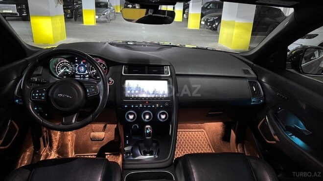 Jaguar E-Pace-21