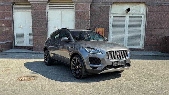 Jaguar E-Pace-6