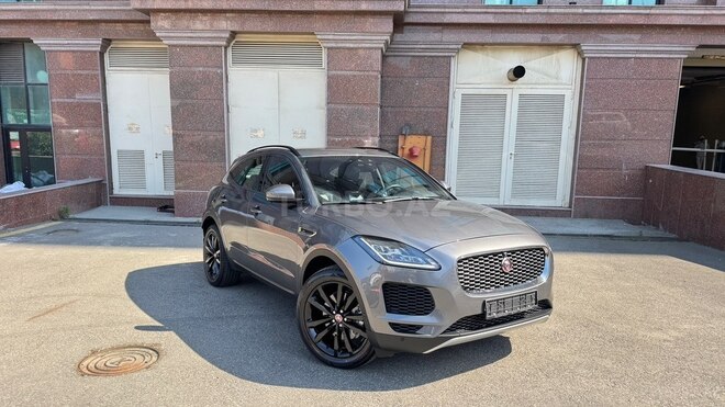 Jaguar E-Pace-7