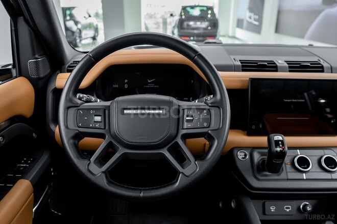 Land Rover Defender-11
