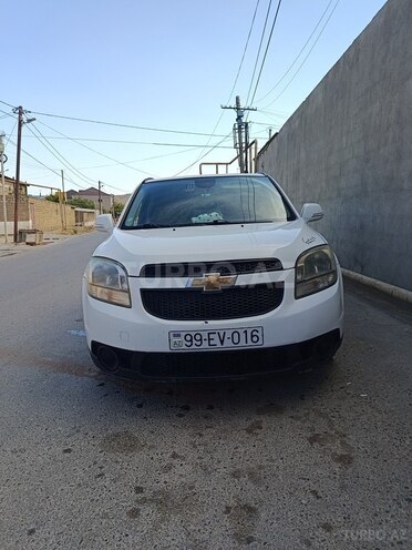 Chevrolet Orlando-1
