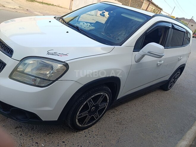 Chevrolet Orlando-2