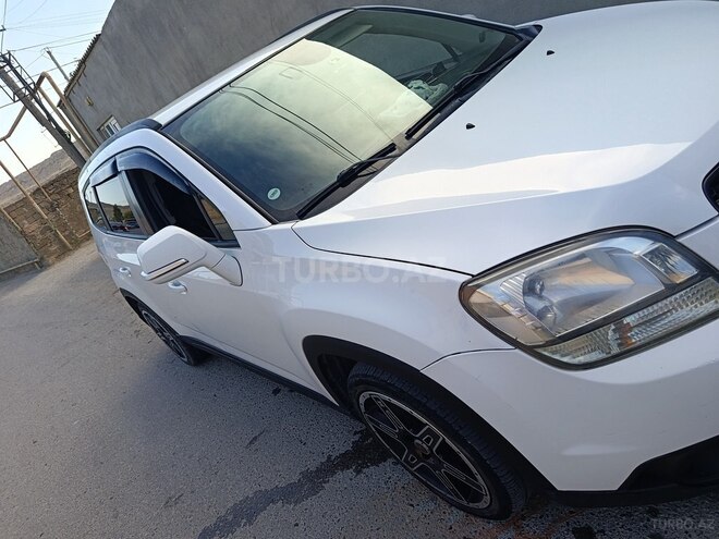 Chevrolet Orlando-6