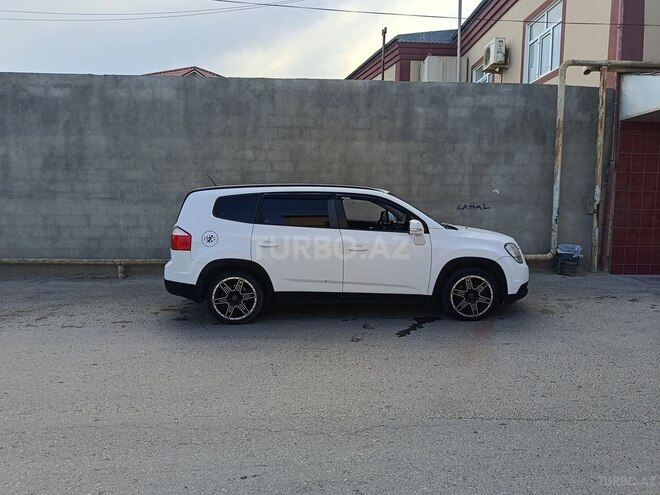 Chevrolet Orlando-11