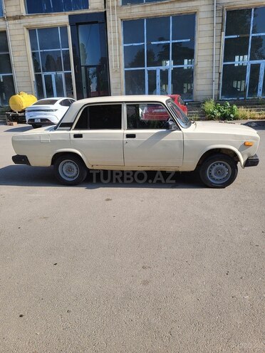 LADA (VAZ) 2107-4