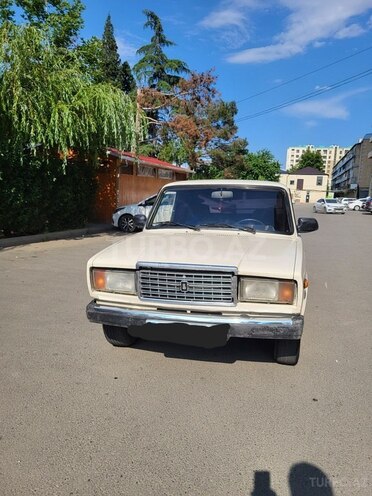 LADA (VAZ) 2107-1