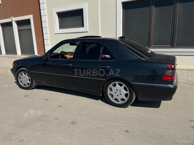 Mercedes C 230-4