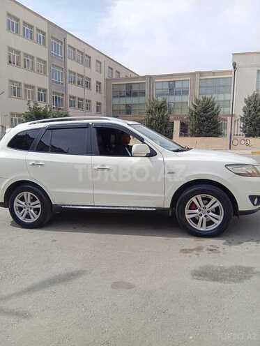 Hyundai Santa Fe-17