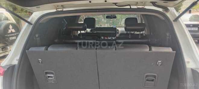 Hyundai Santa Fe-18