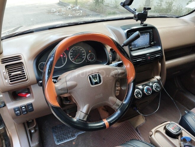 Honda CR-V-11