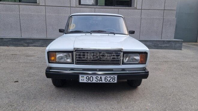 LADA (VAZ) 2107-1