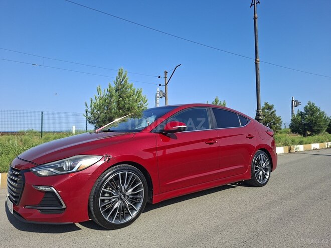 Hyundai Elantra-6