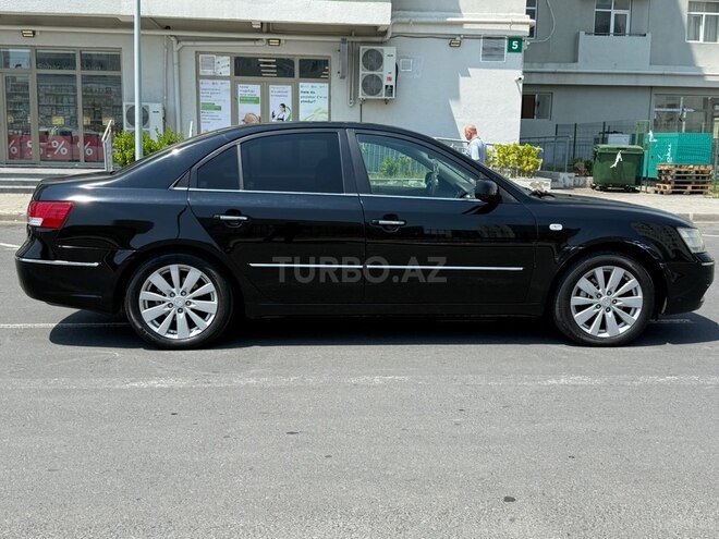 Hyundai Sonata-5
