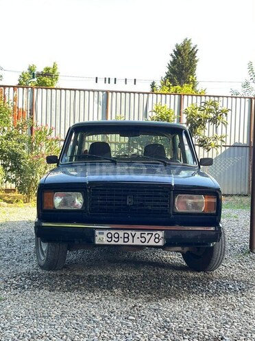 LADA (VAZ) 2107-1