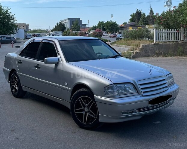 Mercedes C 220-3