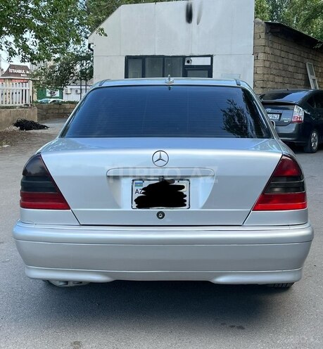 Mercedes C 220-6