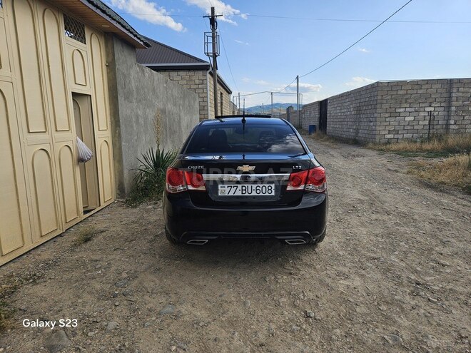 Chevrolet Cruze-16